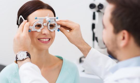 1 Consultorio para la confección de lentes 3- Oftalmo.jpg