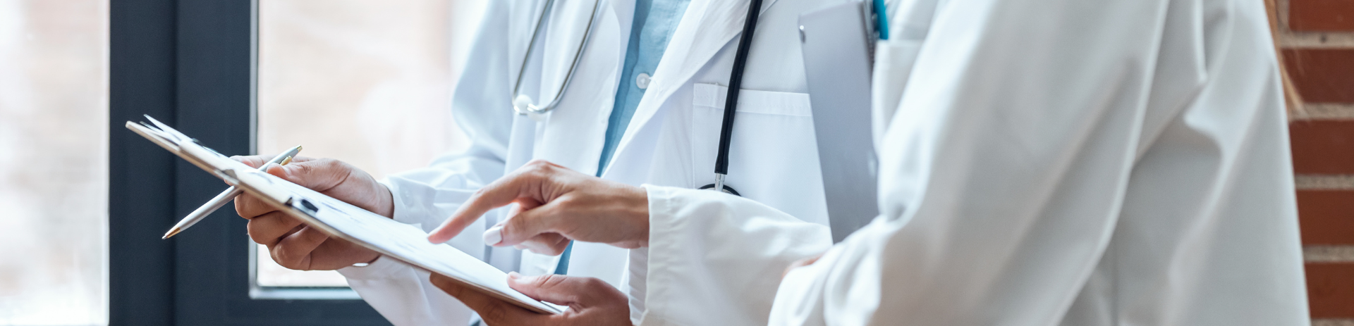 Optimiza y moderniza tu Institución de Salud con Integrando Salud 360: Descubre los beneficios clave